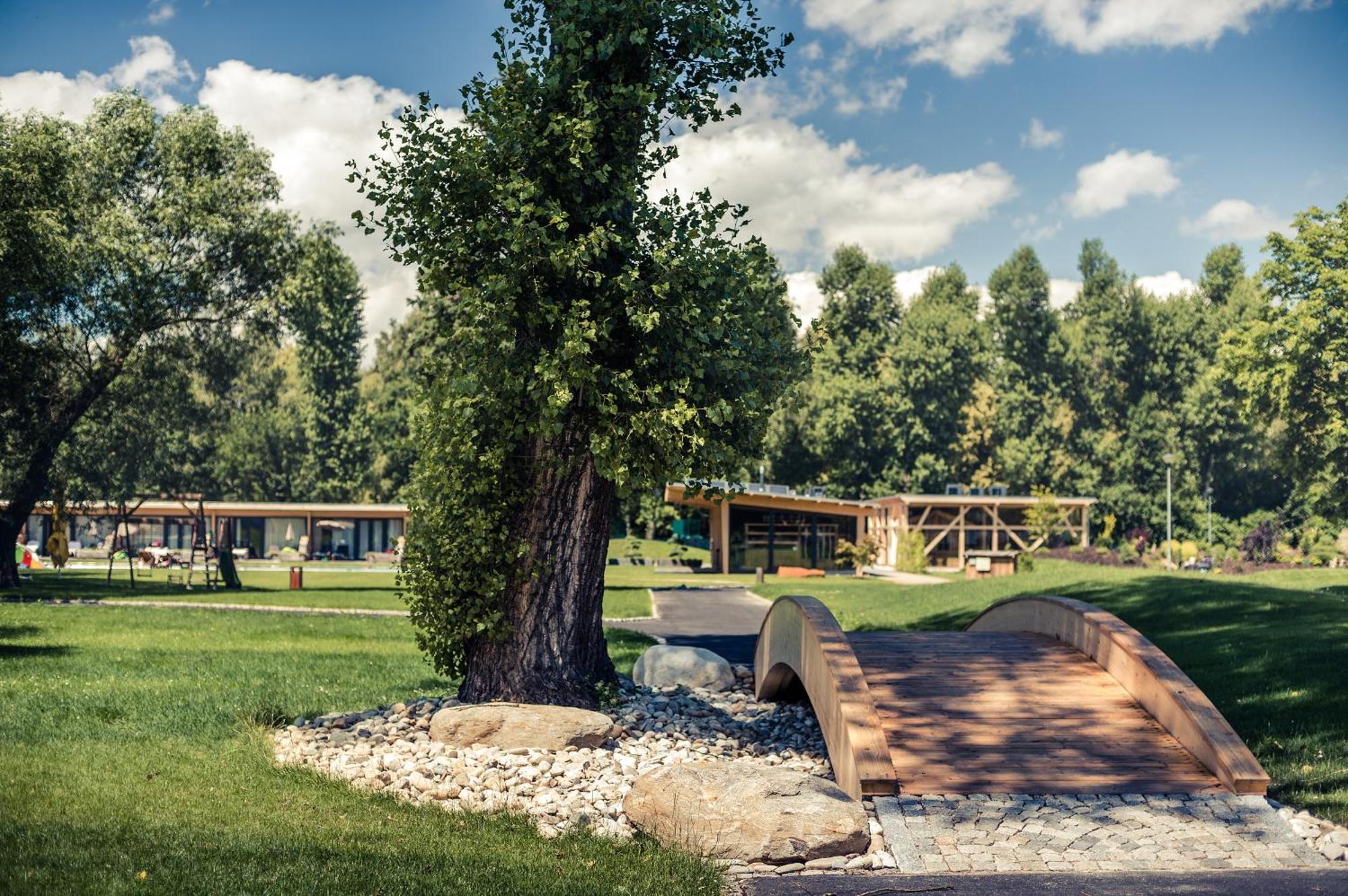 Villa Resort & Organic Spa - Zahajen Prodej Letni Sezony Ceske Budejovice Exterior photo